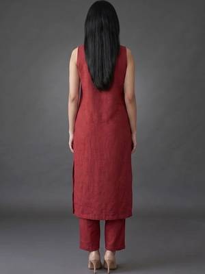 women regular kurta with trousers 4