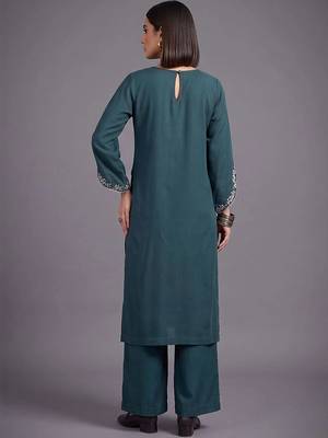 women ethnic motifs embroidered regular thread work kurta with palazzos 4