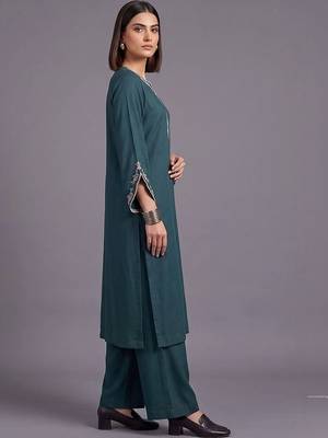 women ethnic motifs embroidered regular thread work kurta with palazzos 7