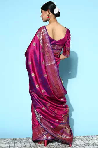 magenta magenta & gold-toned ethnic motifs silk blend banarasi saree