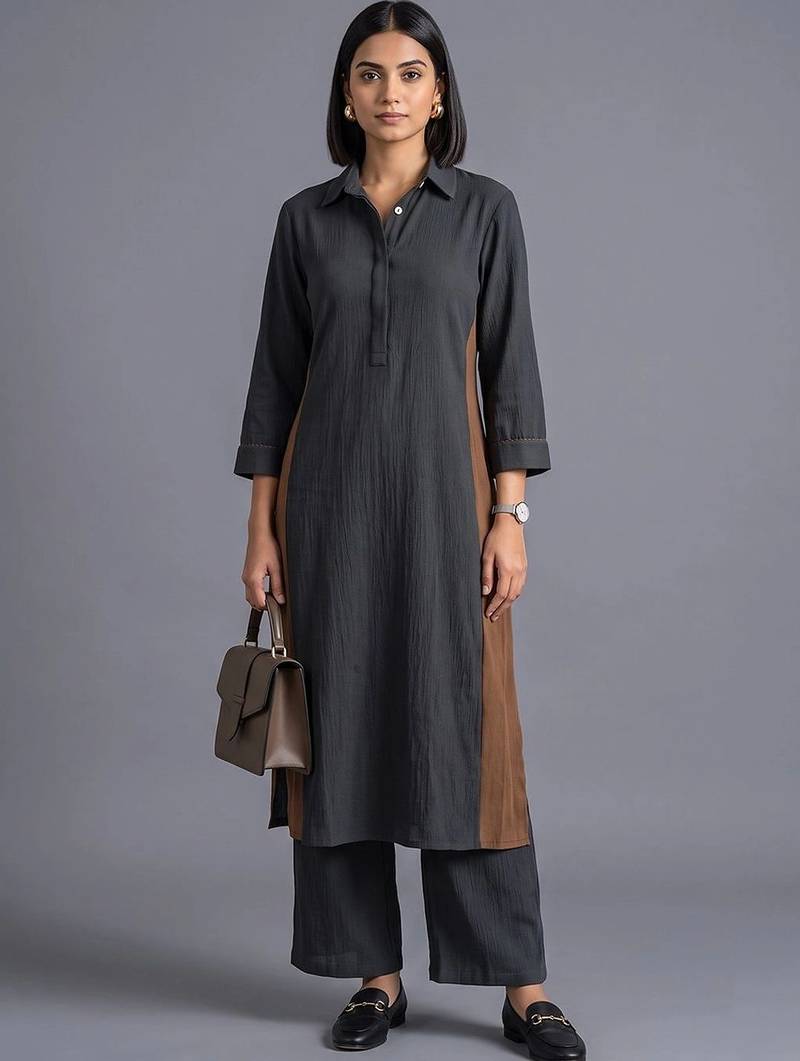 women regular kurta with palazzos