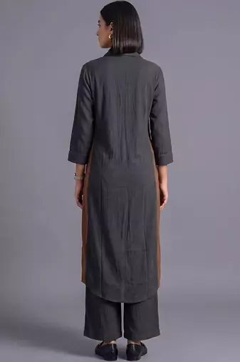 women regular kurta with palazzos