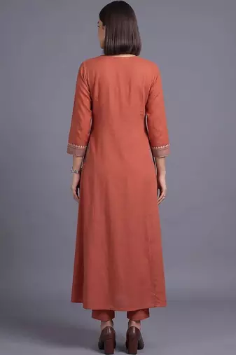women ethnic motifs printed empire kurta with trousers