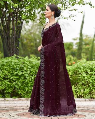magenta embellished beads and stones organza saree 2