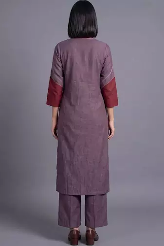 women regular kurta with palazzos