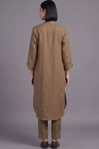 women regular kurta with trousers