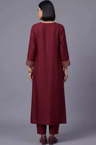 women ethnic motifs embroidered regular thread work kurta with trousers