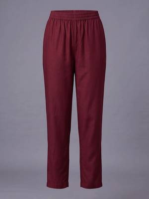 women ethnic motifs embroidered regular thread work kurta with trousers 6