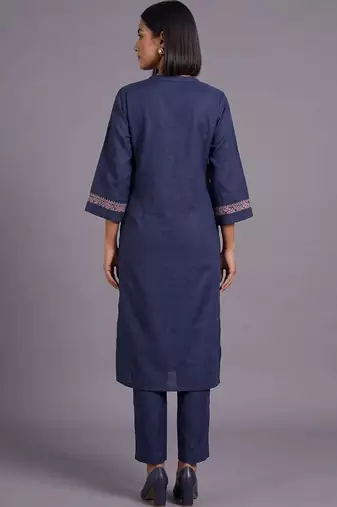 women ethnic motifs embroidered regular thread work kurta with trousers