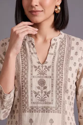 women ethnic motifs printed regular kurta with palazzos