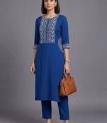 women ethnic motifs embroidered regular thread work kurta with trousers