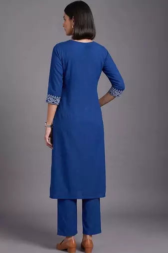 women ethnic motifs embroidered regular thread work kurta with trousers