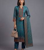 women ethnic motifs printed regular chanderi silk kurta with trousers & with dupatta