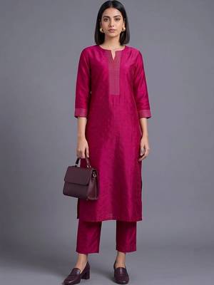 women ethnic motifs regular kurta with trousers & with dupatta 3