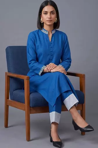 women ethnic motifs embroidered regular thread work kurta with trousers