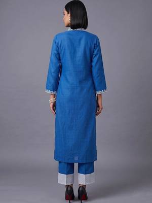 women ethnic motifs embroidered regular thread work kurta with trousers 4