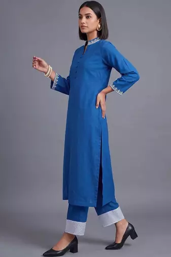 women ethnic motifs embroidered regular thread work kurta with trousers