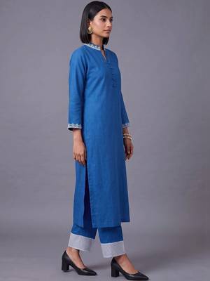 women ethnic motifs embroidered regular thread work kurta with trousers 7