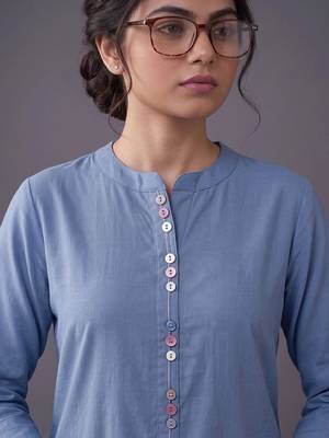 women regular kurta with trousers 5