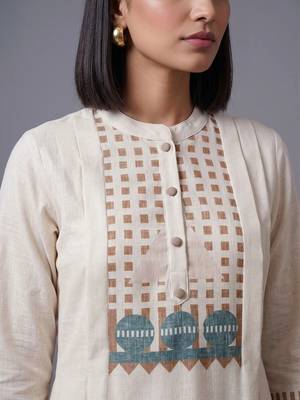 women printed regular kurta with trousers & with dupatta 5