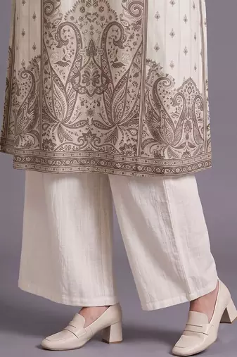 women ethnic motifs printed regular kurta with palazzos