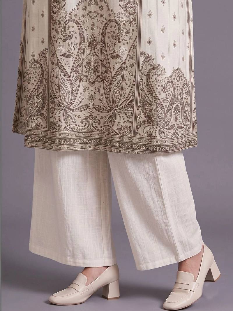 women ethnic motifs printed regular kurta with palazzos