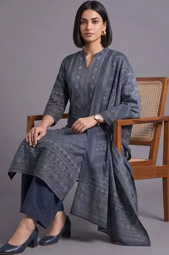 women printed regular kurta with palazzos & with dupatta