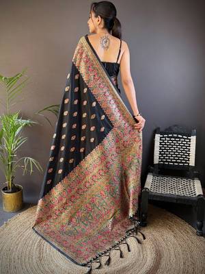 black ethnic motifs zari pashmina saree 3