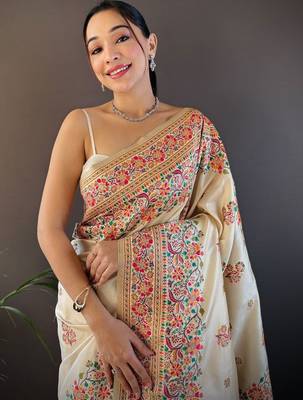 off_white floral woven design zari pashmina saree 4