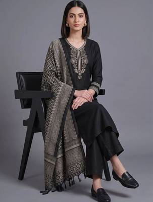 women ethnic motifs embroidered regular thread work kurta with palazzos & with dupatta 5