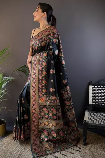 black women zari saree