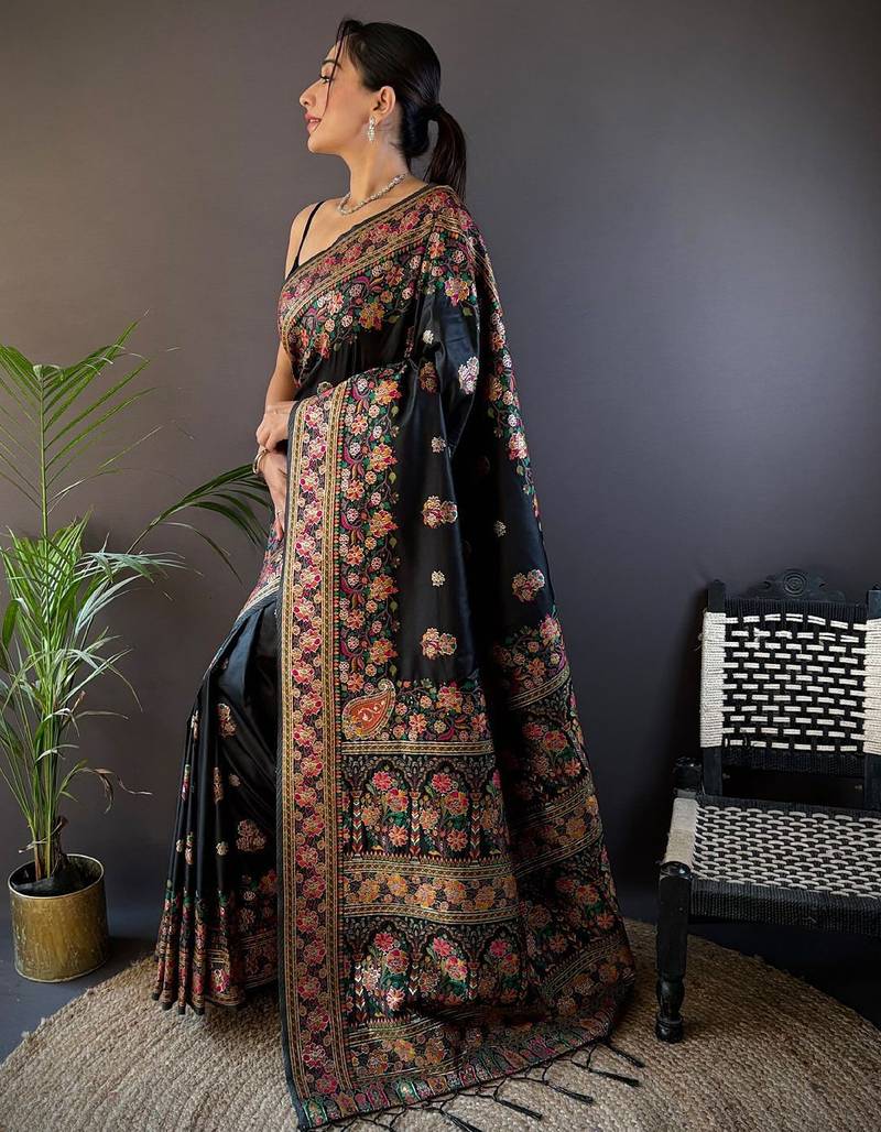 black women zari saree