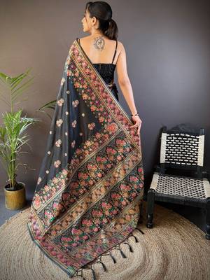 black women zari saree 3
