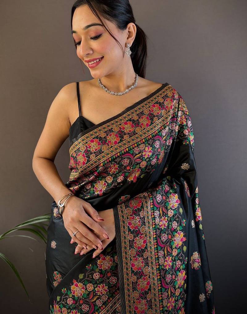 black women zari saree