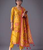 women printed regular kurta with trousers & with dupatta