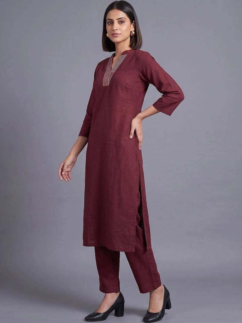 women ethnic motifs embroidered regular kurta with trousers