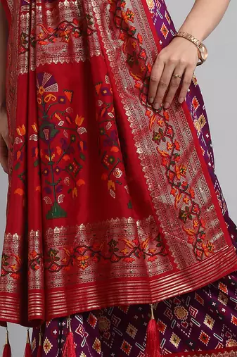 purple purple & red ethnic motifs woven design zari patola saree