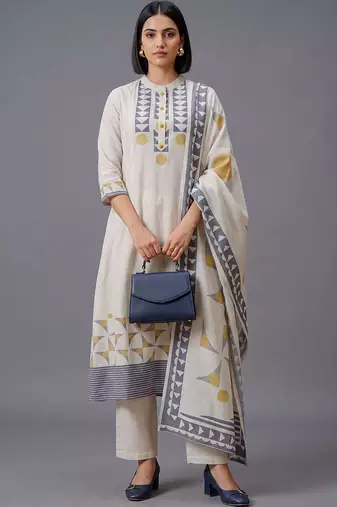 women printed regular kurta with trousers & with dupatta