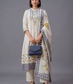 women printed regular kurta with trousers & with dupatta