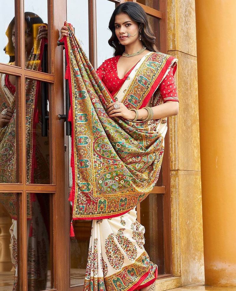 cream off white tussar silk ethnic printed traditional wear matching blouse sarees