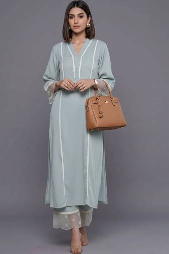 women ethnic motifs regular thread work silk crepe kurta with trousers