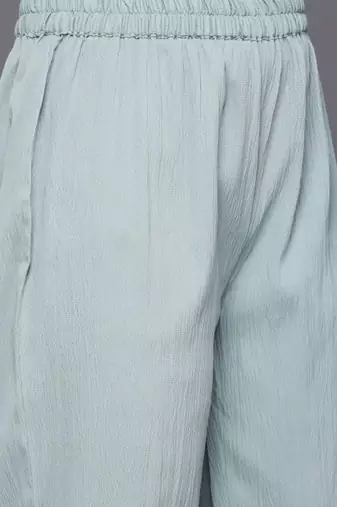 women ethnic motifs regular thread work silk crepe kurta with trousers