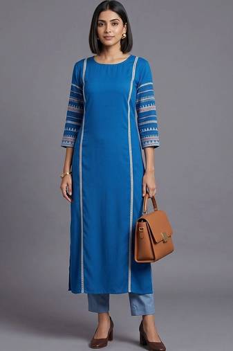 women ethnic motifs regular thread work kurta with trousers