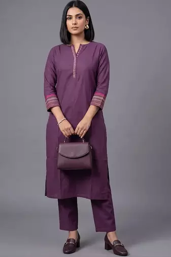 women ethnic motifs embroidered regular thread work kurta with trousers