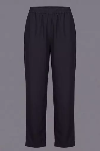 women regular kurta with trousers
