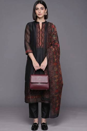 women ethnic motifs regular chanderi silk kurta with trousers & with dupatta