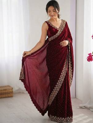 maroon embellished embroidered silk blend heavy work saree 2