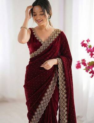 maroon embellished embroidered silk blend heavy work saree 5