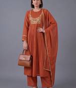 women ethnic motifs embroidered pleated mirror work kurta with trousers & with dupatta