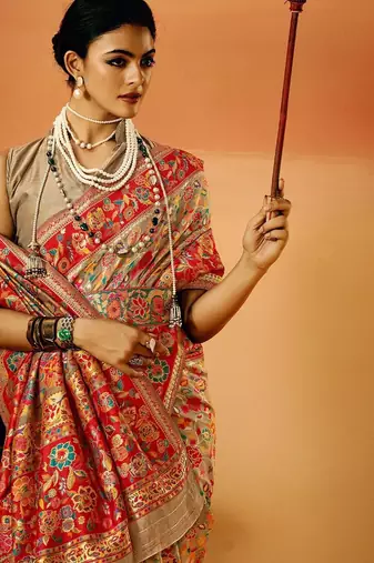 beige woven design zari saree